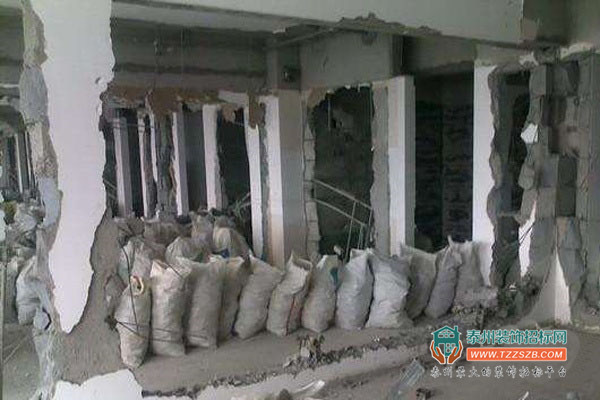 311126345bbc066d481258.jpg 20170214_f7ed781d749928ab17dfnGViW3atvivi.jpg