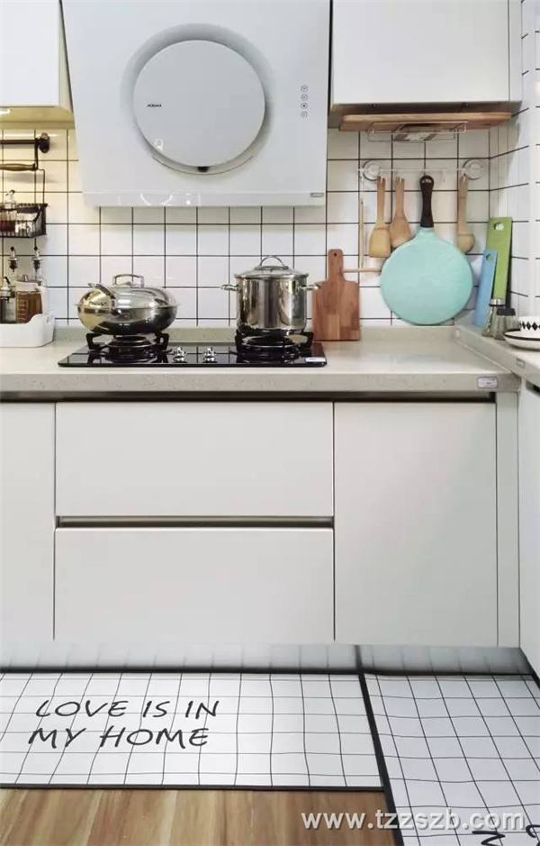 030929045b77b37bb32195.jpg 20170731105103_21594.jpg