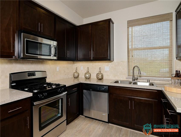 291503478c4623f9a64091.jpg 下載 (4).jpg