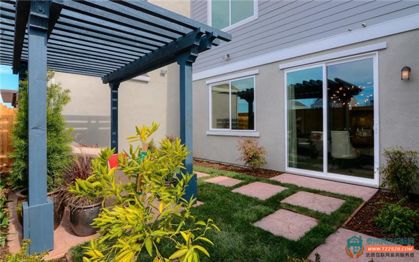 29150418f4470ff3b59689.jpg 下載 (11).jpg