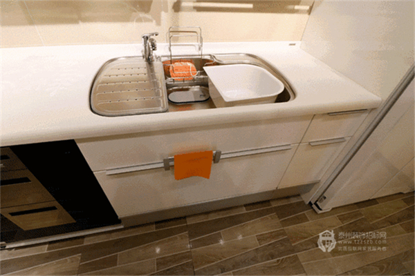 280933494e2309b9ce1048.jpg 18.jpg