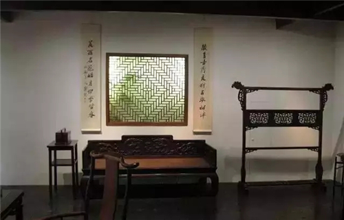 311122192ec292c5417041.jpg h500w320-5aba2125bf036.jpg