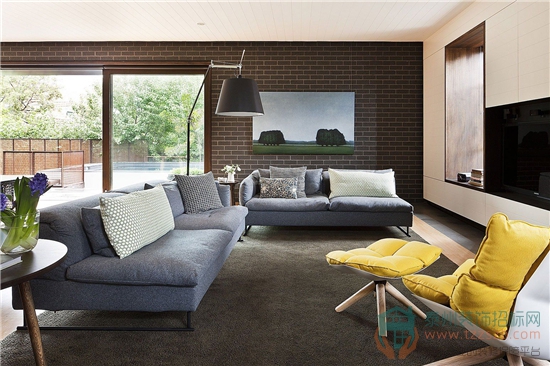 30095240f883ae61632571.jpg h550w366-5bada7416bd88.jpg