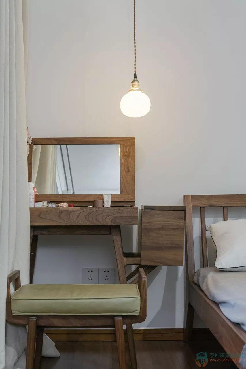 0409551483af950bb04154.jpg 25.jpg