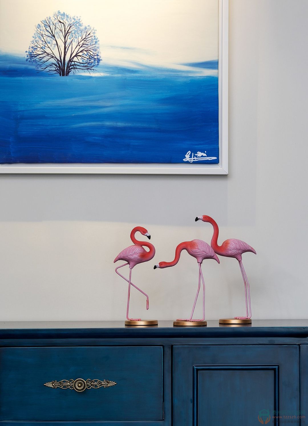 1913460009c63878f30909.jpg 12.jpg