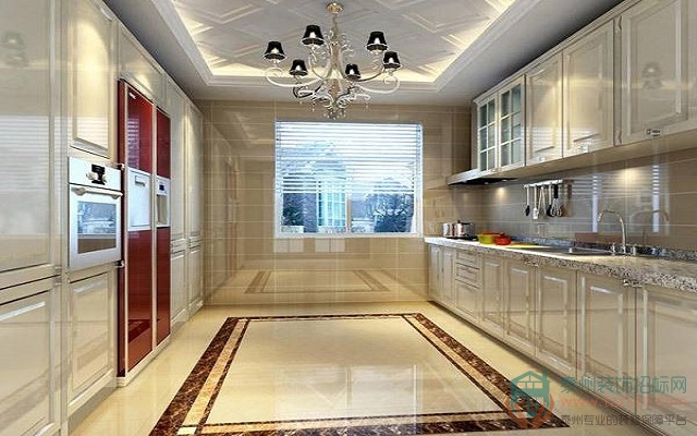 廚房地磚怎么選？注意這4點(diǎn)，再過30年都不過時(shí)