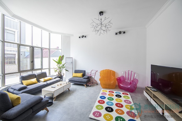 23105608f31f3e96b68255.jpg 4.jpg