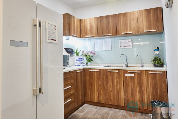 11105354385403091f7582.jpg 2.jpg