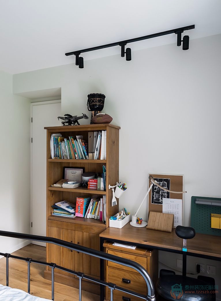 181507055be669390a1001.jpg 23.jpg