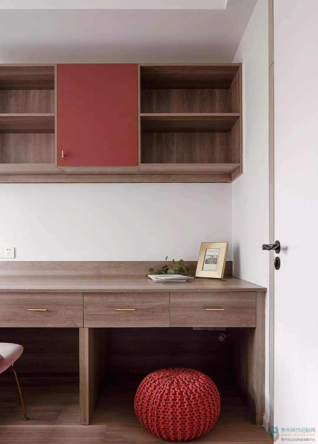 2109574145611aa1ec0687.jpg 22.jpg