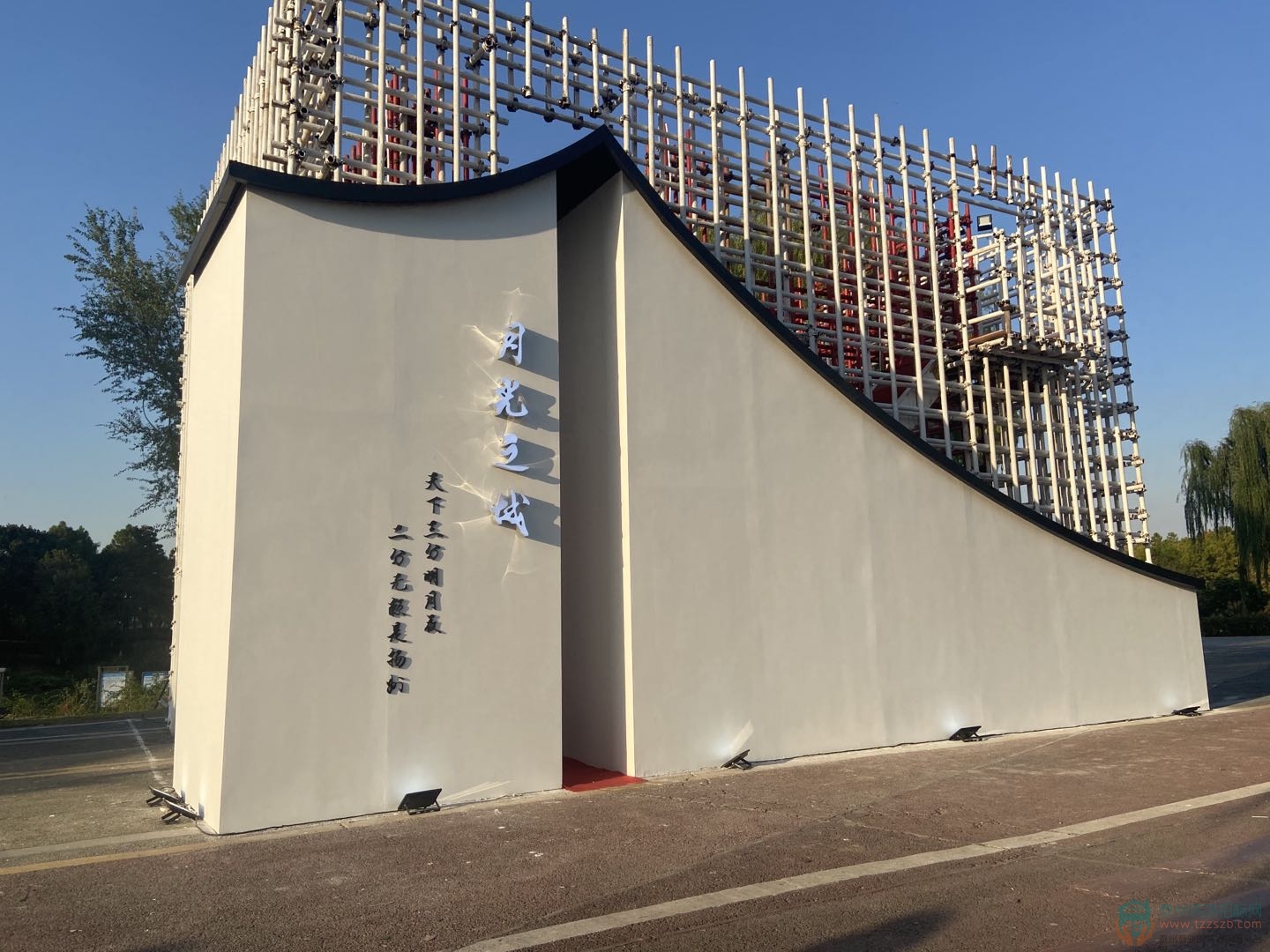 05164626a99b642c179660.jpg 8.jpg