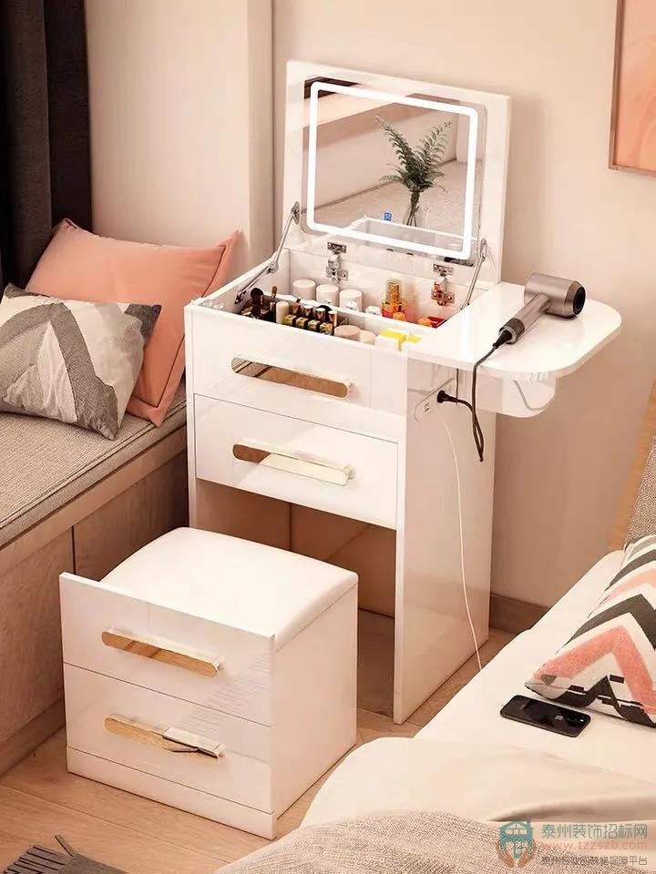 18104912355e3d71d93668.jpg 12.jpg