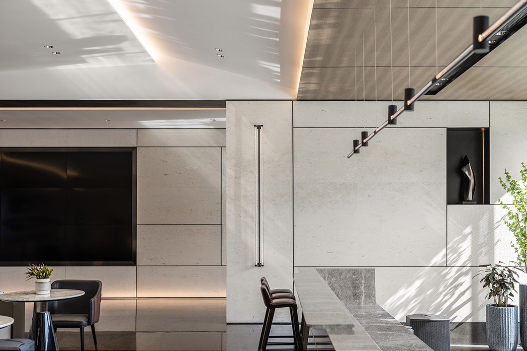 2116174549d7acb03b1047.jpg 24.jpg