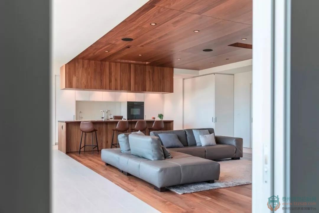 3110232312cfb869b38373.jpg 40.jpg