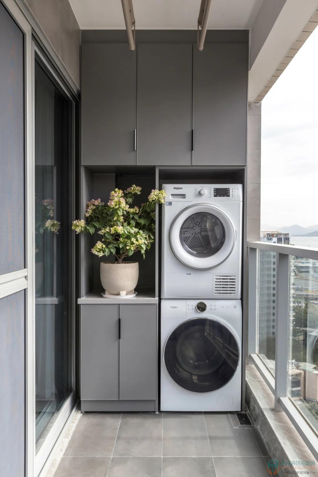 14162808073bfc96952446.jpg 22.jpg