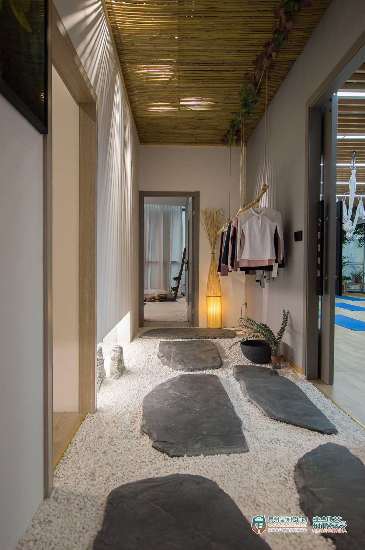 040935598f0193f21a5822.jpg 6.jpg