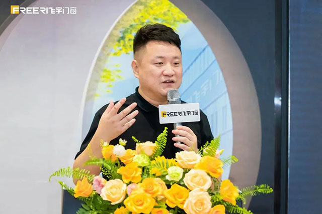 10111318f3192a8ac73794.jpg 5.jpg