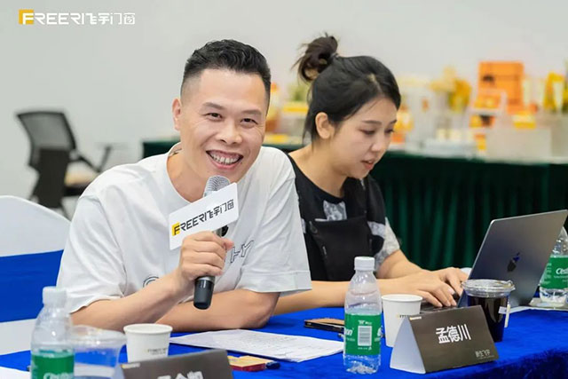 10111520bec43f5feb9740.jpg 16.jpg