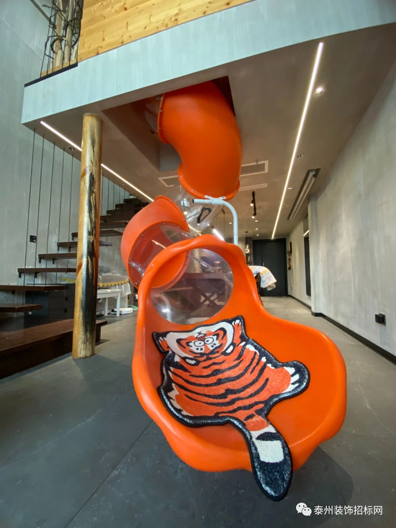 2109333452ffecab020368.jpg 12.jpg