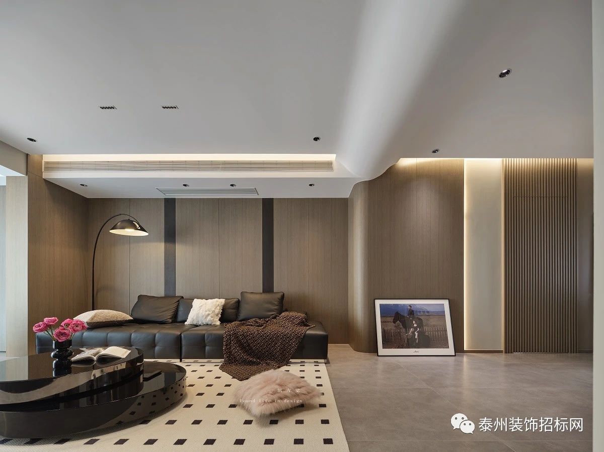 090905485f70f815f61912.jpg 3.jpg