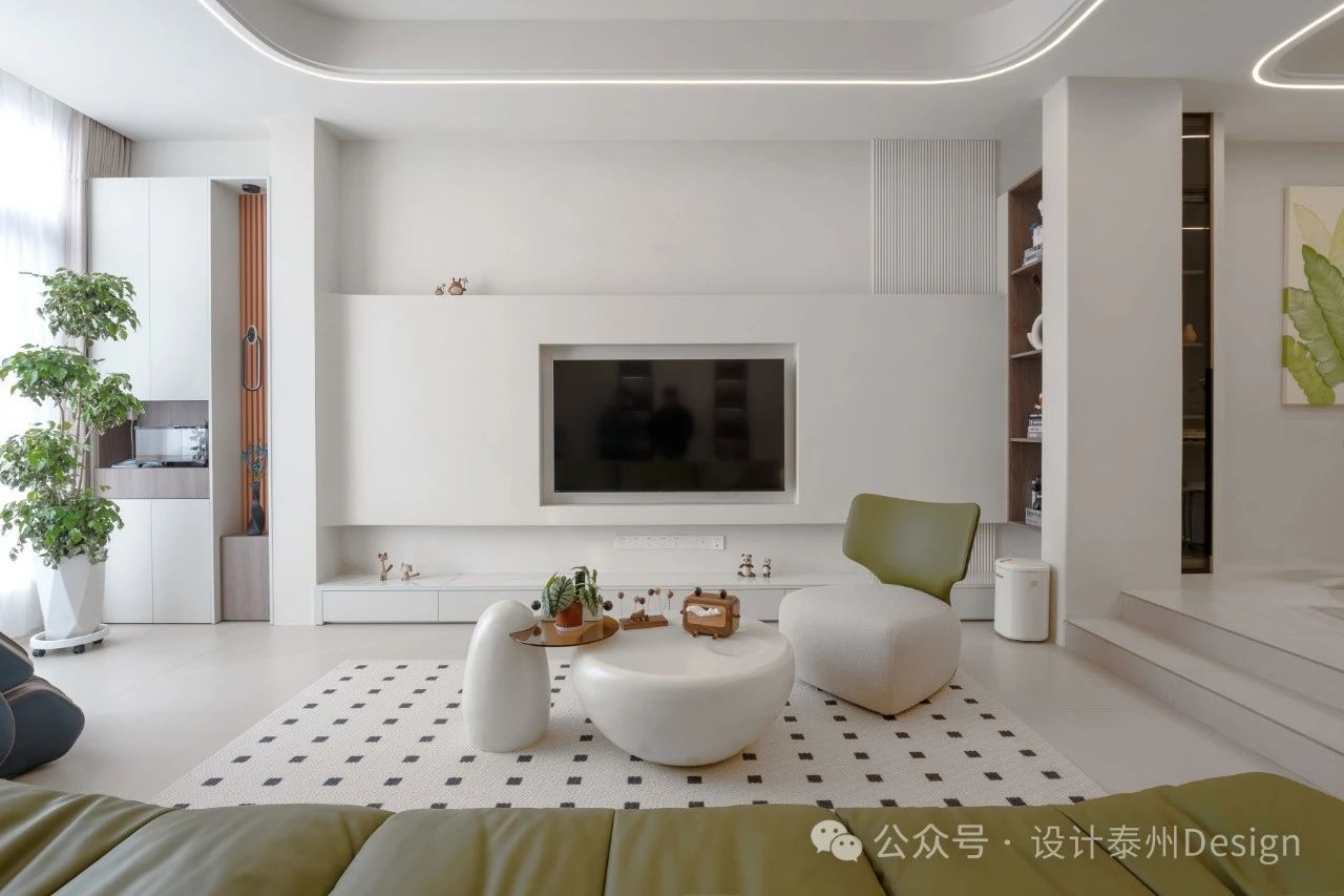 180933424366b0c56b2233.jpg 3.jpg