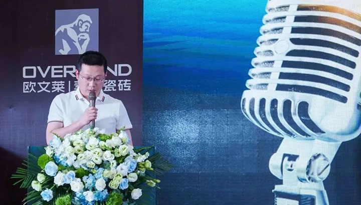 231701347001b525752596.jpg 12.jpg