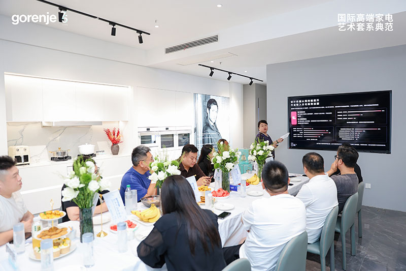 021141023cad206edf5130.jpg 4.jpg