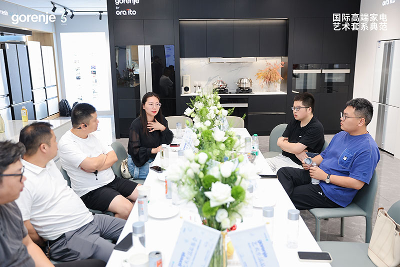 021142020fb4ebb31d3443.jpg 8.jpg