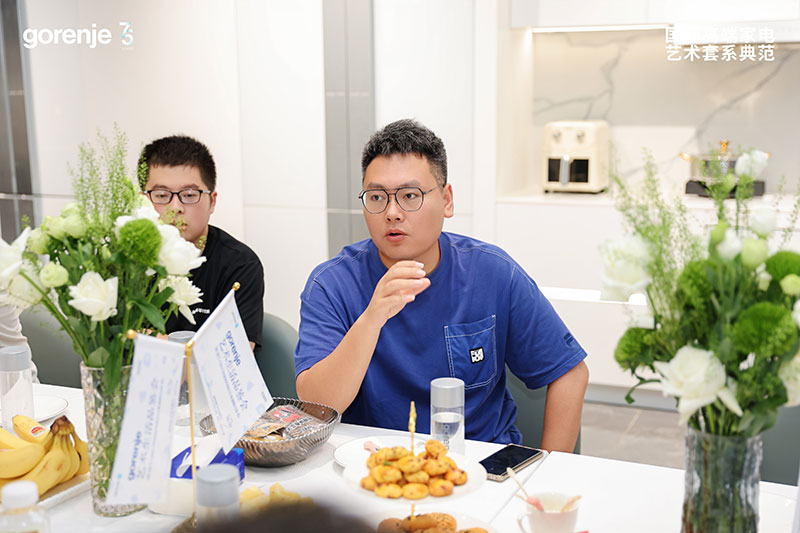 021142126ffb735e9b5734.jpg 9.jpg